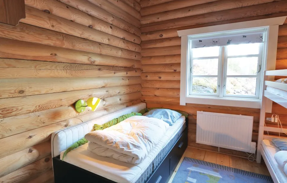 The single bed in the children’s room